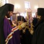 episkop_mitrofan_sovershil_bozhestvennuyu_liturgiyu_v_tosno5